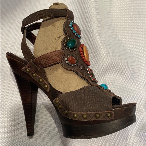 Ahhhmazzing heels!! - Picture 2 of 6